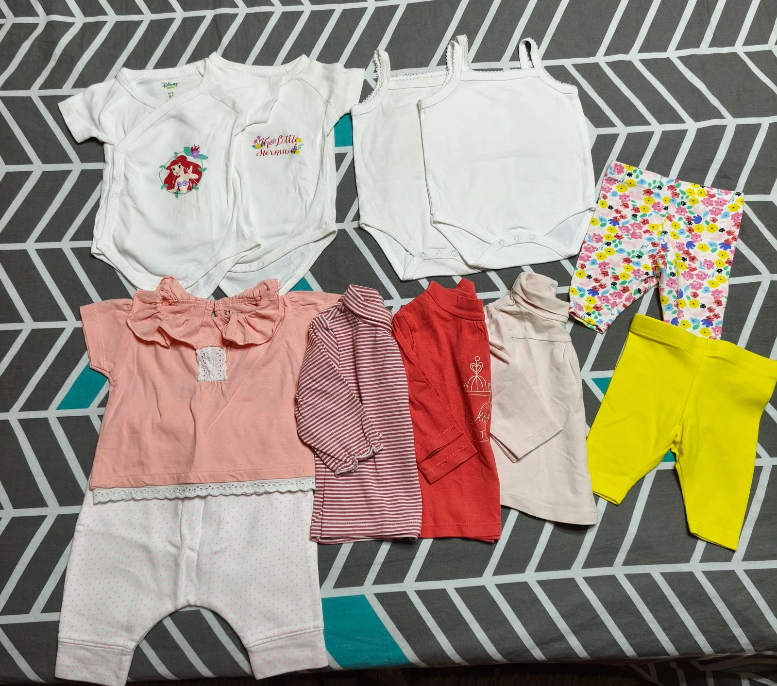 Lote 11 peças bebé menina 1-3 meses | Lot bébé fille